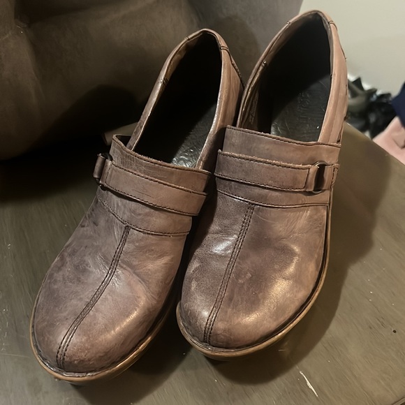 Born Brown Leather Heels size 10 - Picture 2 of 2